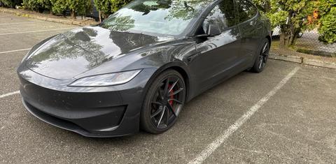 Tesla Model 3 2024