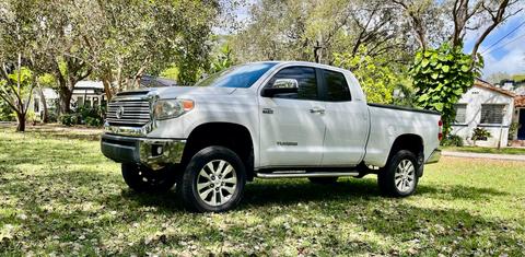 Toyota Tundra 2014