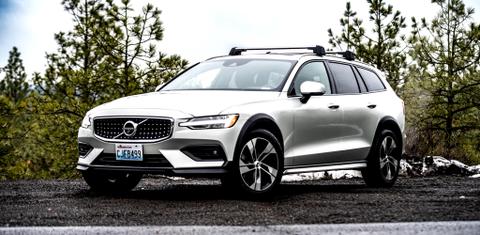 Volvo V60 Cross Country 2021