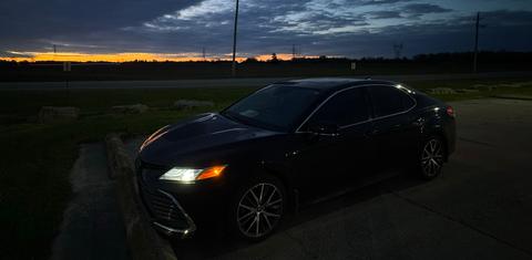 Toyota Camry Hybrid 2023