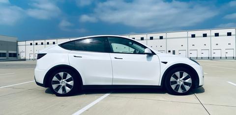 Tesla Model Y 2021