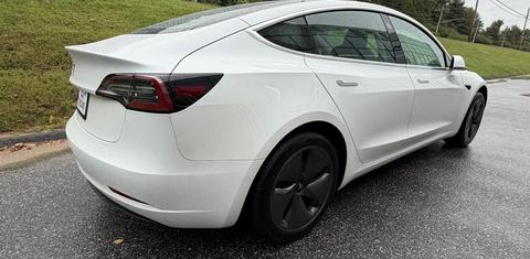 Tesla Model 3 2019