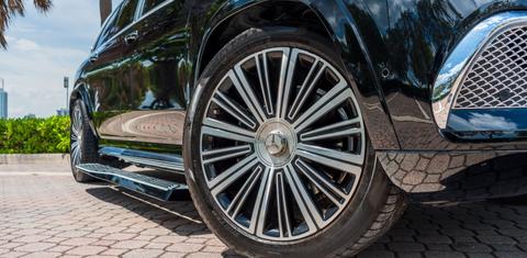 Mercedes-Benz GLS-Class 2023