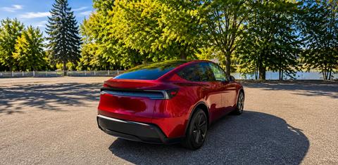 Tesla Model Y 2026