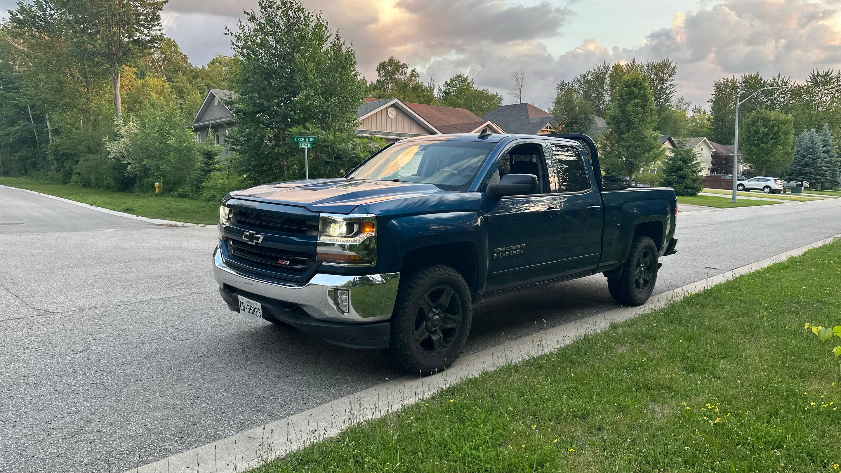 Chevrolet Silverado 1500 2016 in Wasaga Beach, ON