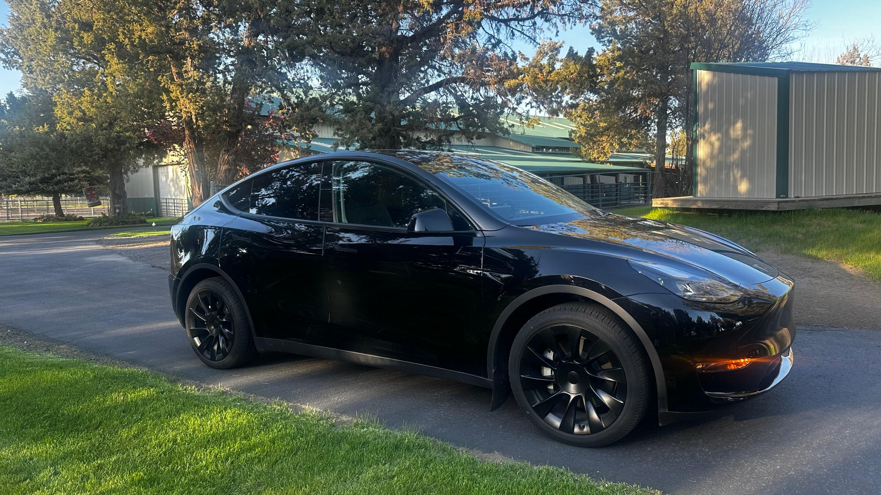 Tesla Model Y 2024 in Bend, OR