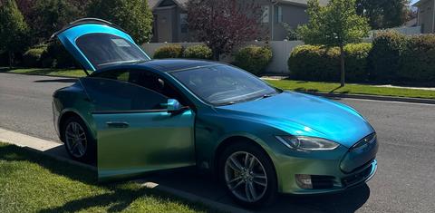 Tesla Model S 2015