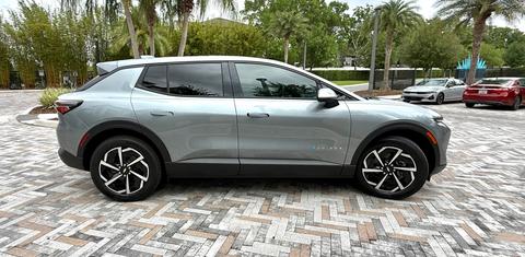 Chevrolet Equinox EV 2026