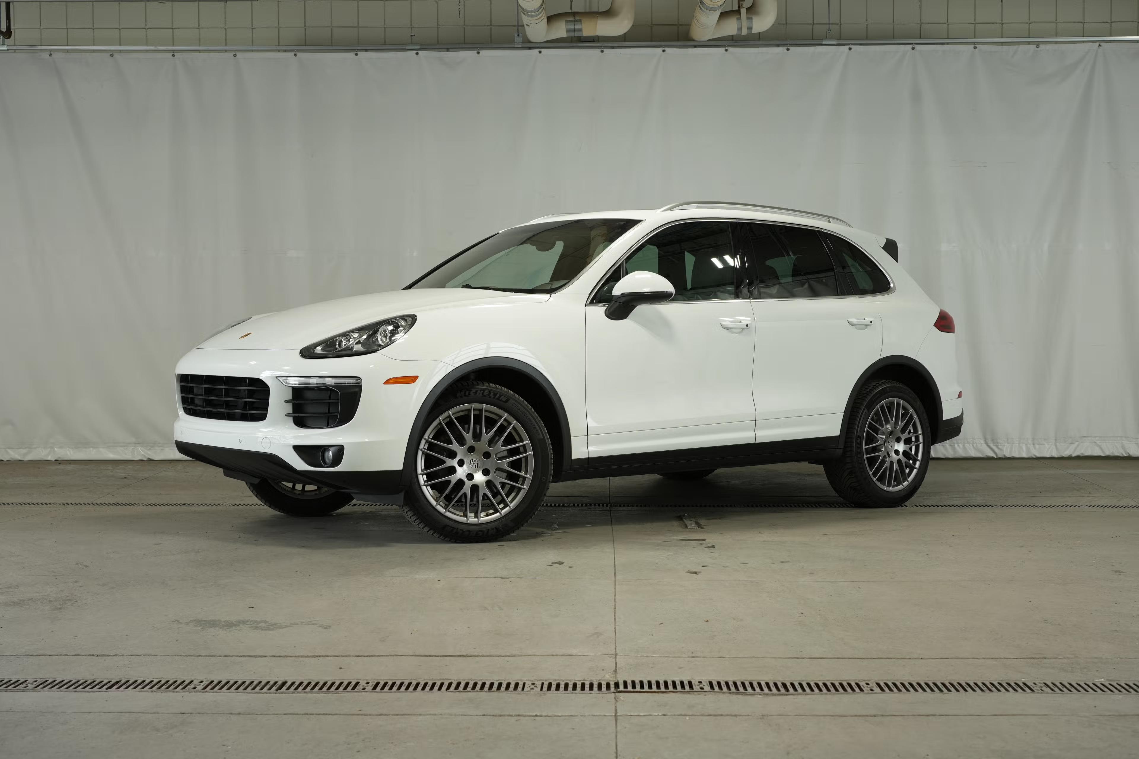 Porsche Cayenne 2016 in Driggs, ID