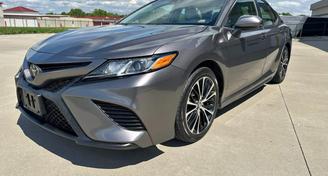 Toyota Camry 2018 — Car rental alternative in Omaha, NE