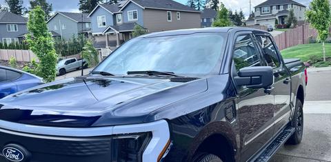 Ford F-150 Lightning 2025