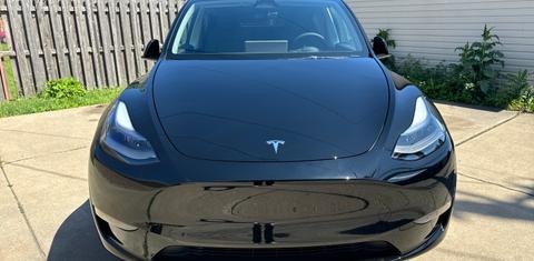 Tesla Model Y 2024