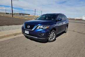 Nissan Pathfinder 2019 in Aurora