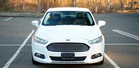 Ford Fusion Hybrid 2015