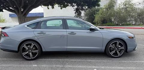 Honda Accord Hybrid 2026