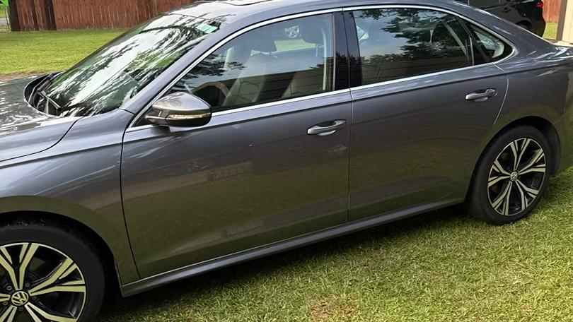 Volkswagen Passat 2021 — Options de location de voitures à Bay Minette, AL