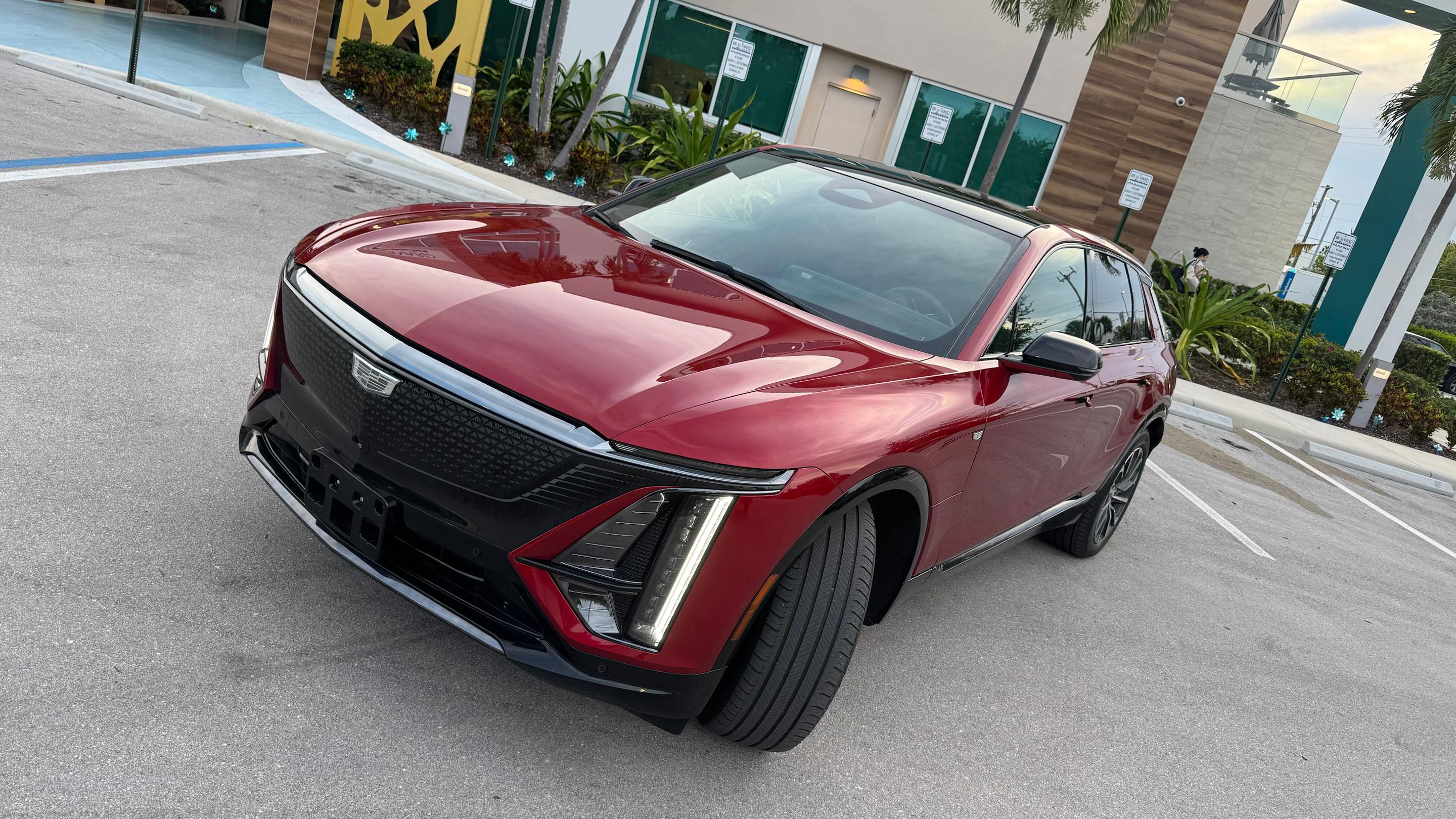 Cadillac LYRIQ 2024 in Oakland Park, FL