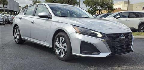 Nissan Altima 2023
