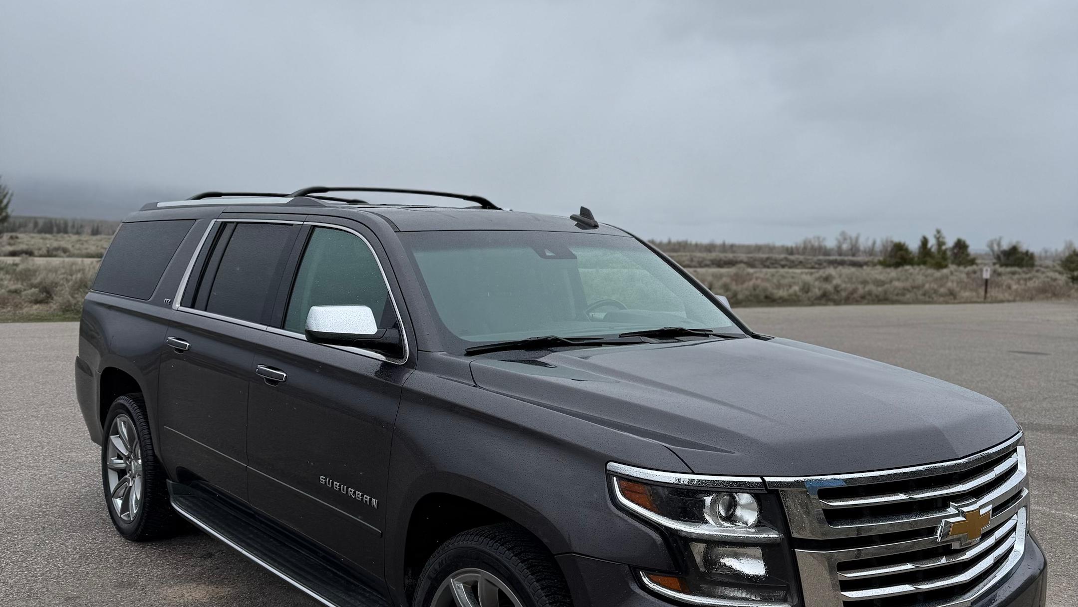 Chevrolet Suburban 2015 in 