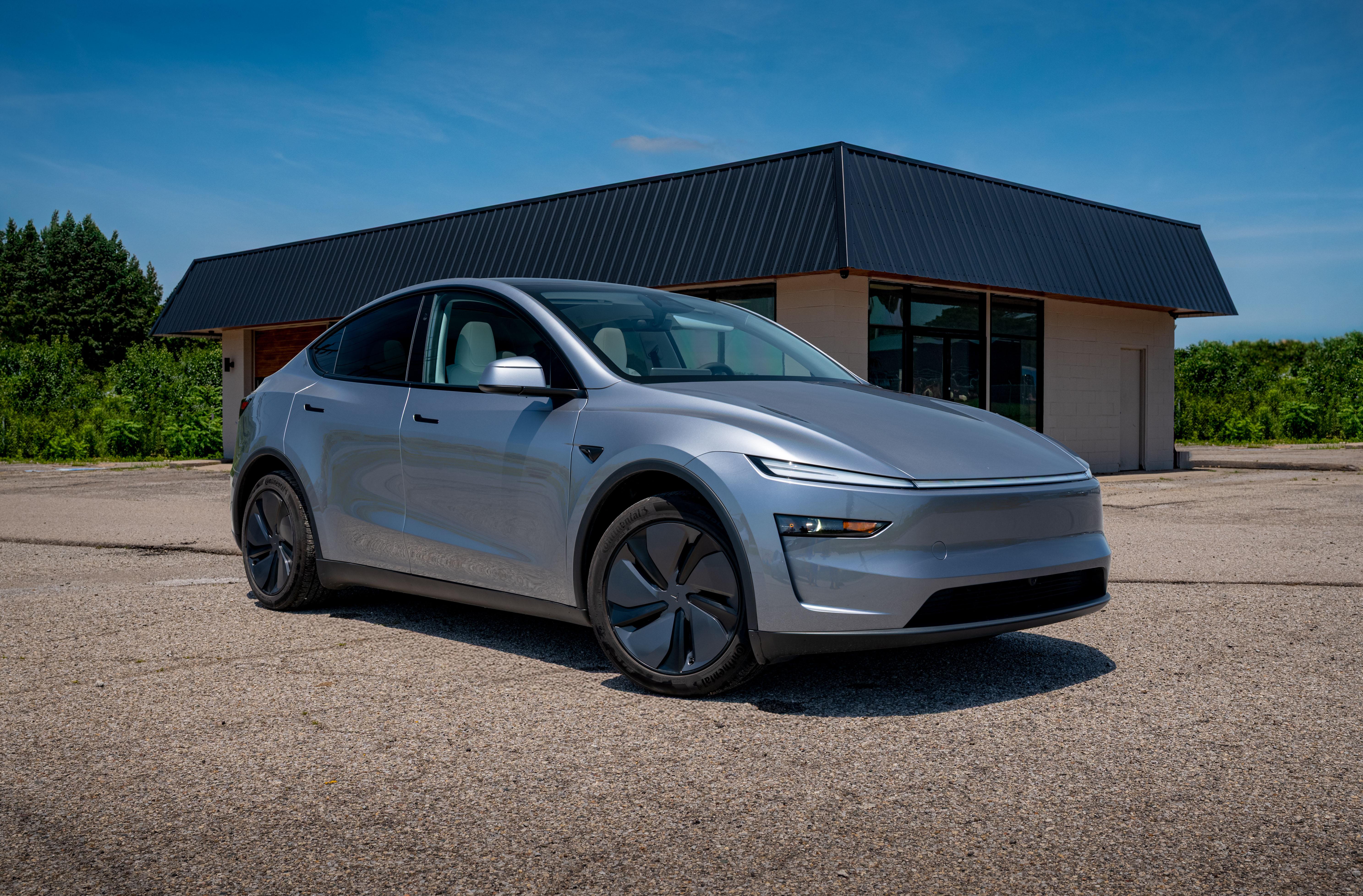 Tesla Model Y 2026 in 