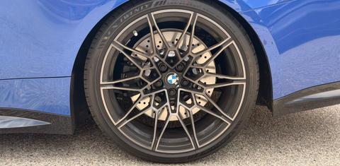 BMW M4 2025
