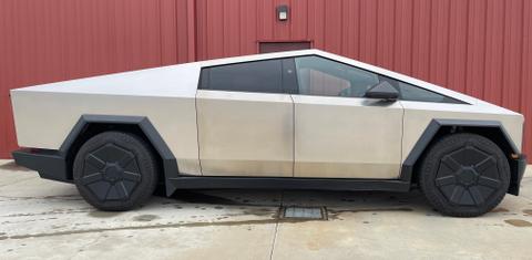 Tesla Cybertruck 2024