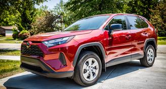 Toyota RAV4 2023 — Car rental alternative in Parma, OH