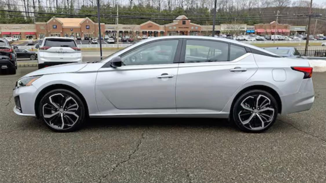 Nissan Altima 2024 in 