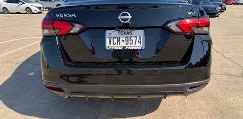 Nissan Versa 2024