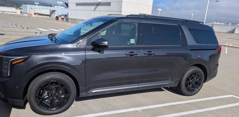 Kia Carnival Hybrid 2026