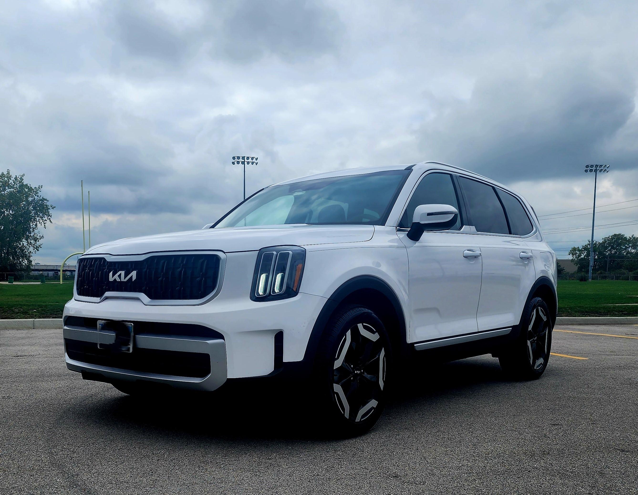Kia Telluride 2023 in Burbank, IL