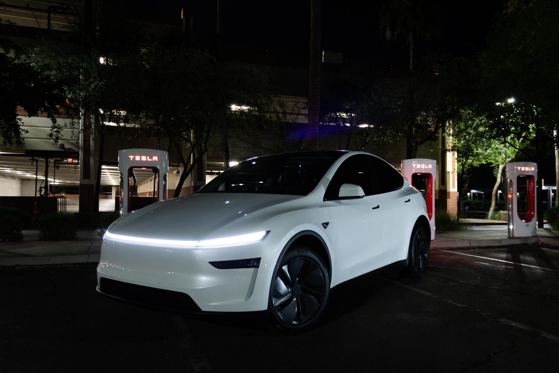 Tesla Model Y 2026 in Chandler, AZ