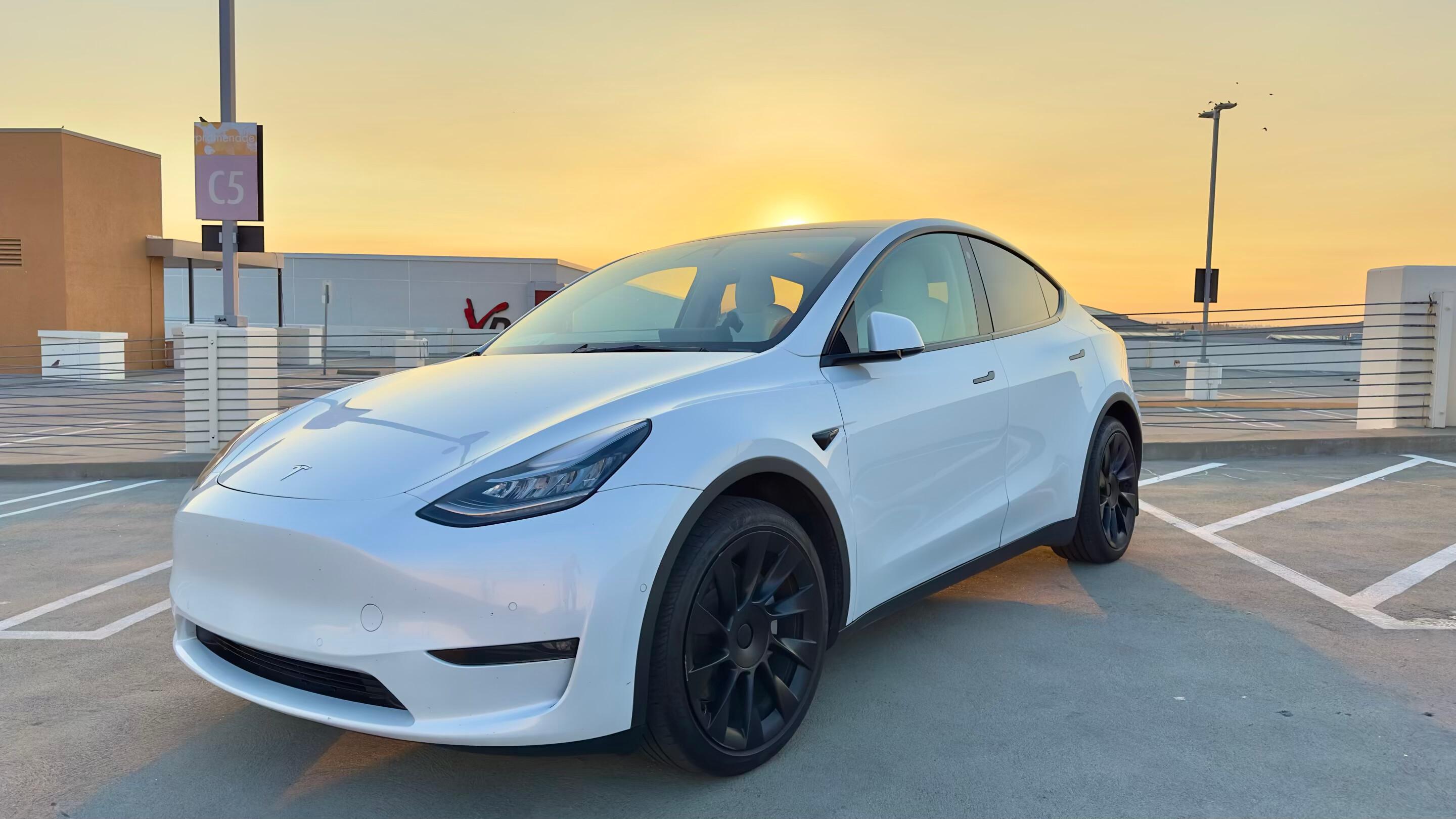 Tesla Model Y 2022 in Lincoln, CA