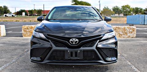 Toyota Camry 2021