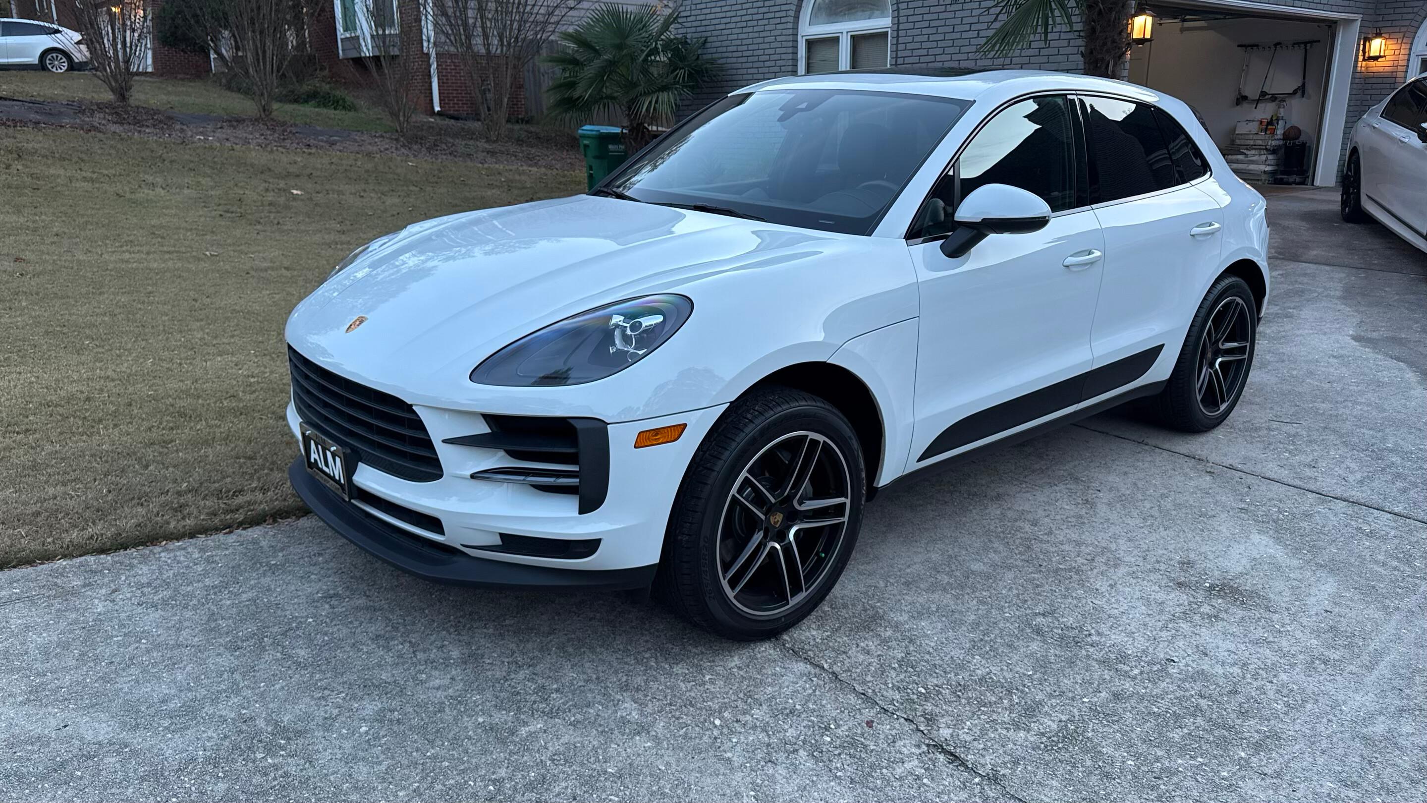 Porsche Macan 2021 in Snellville, GA