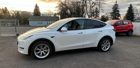 Tesla Model Y 2022