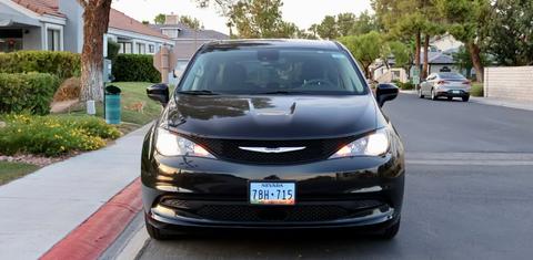 Chrysler Voyager 2023