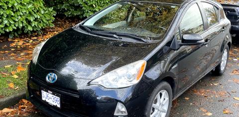 Toyota Prius c 2014