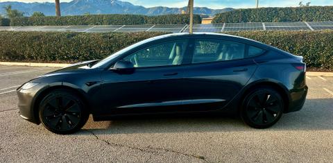 Tesla Model 3 2025