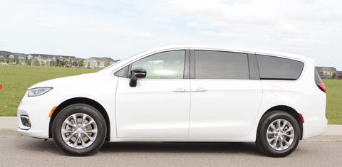 Chrysler Pacifica 2025