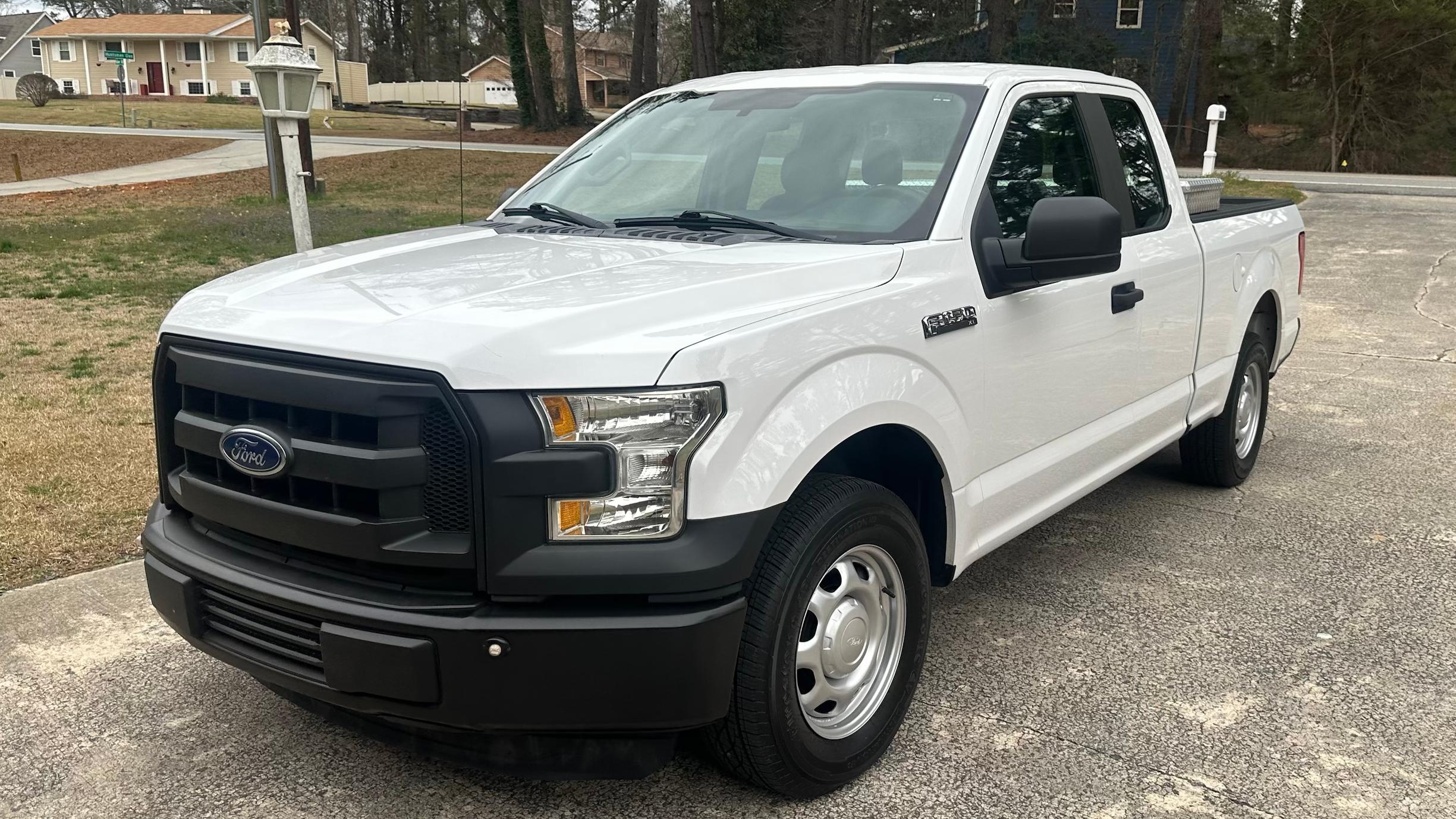 Ford F-150 2015 in Riverdale, GA