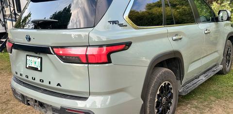 Toyota Sequoia 2024