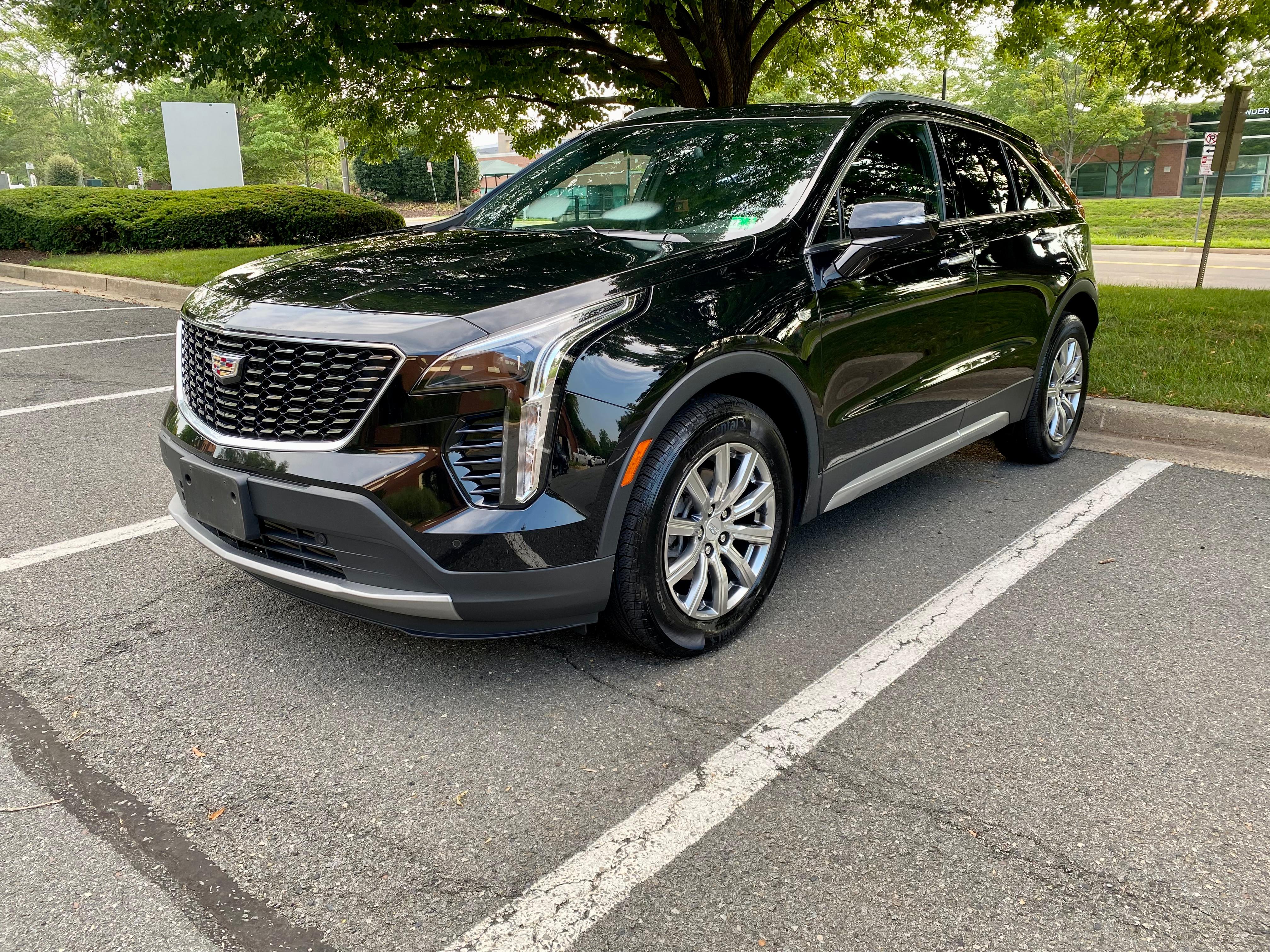 Cadillac XT4 2022 in 