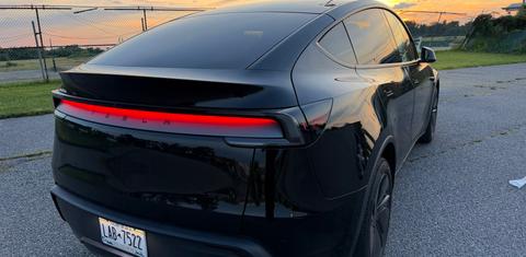 Tesla Model Y 2026