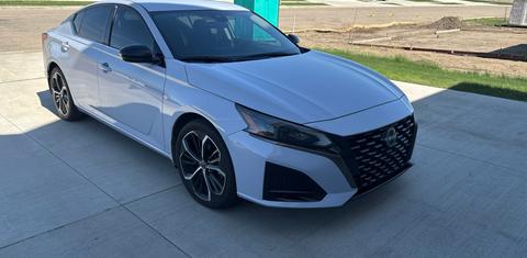 Nissan Altima 2023