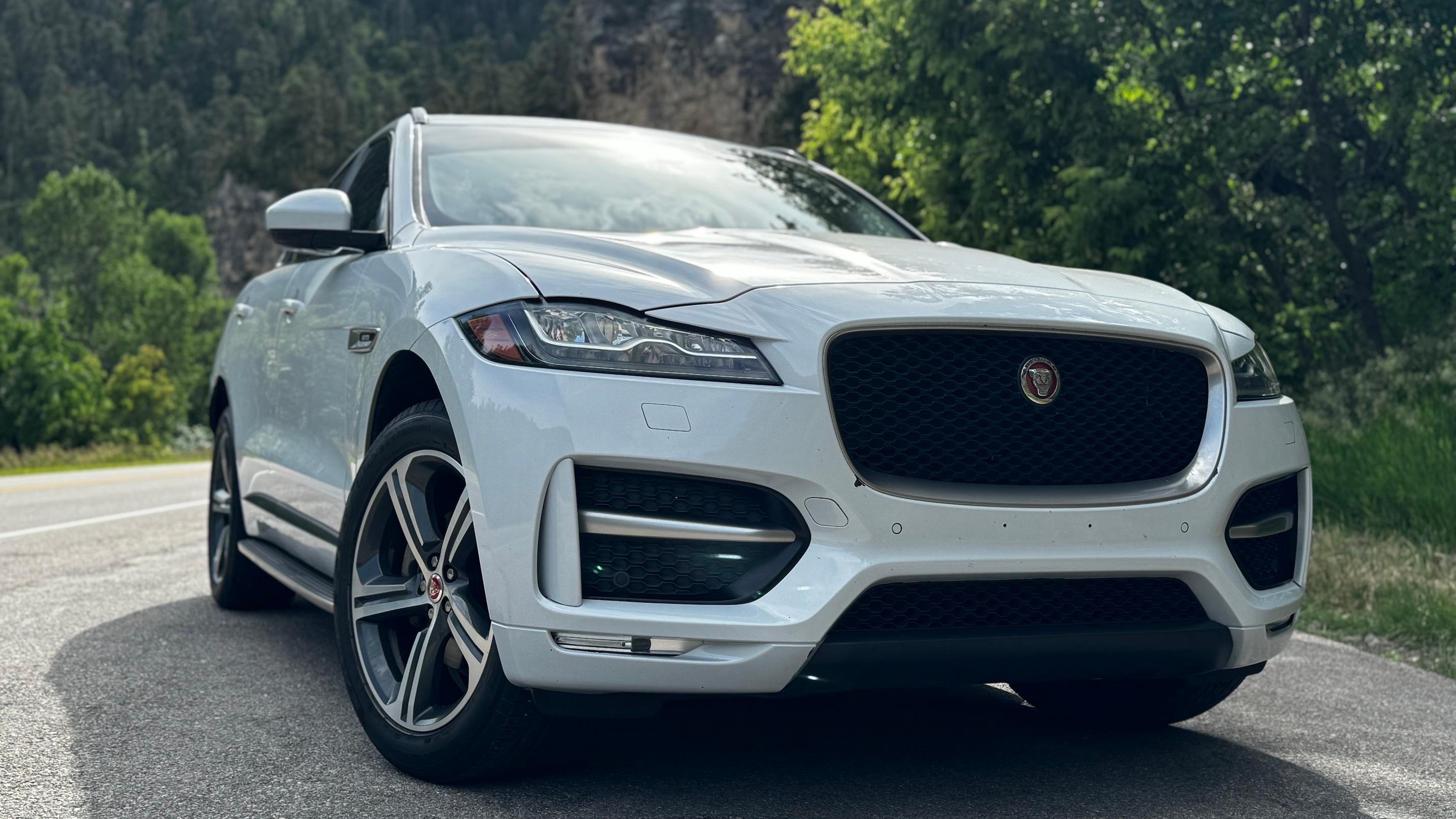Jaguar F-PACE 2018 in Spearfish, SD
