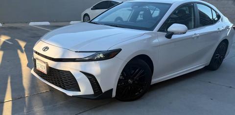 Toyota Camry Hybrid 2025