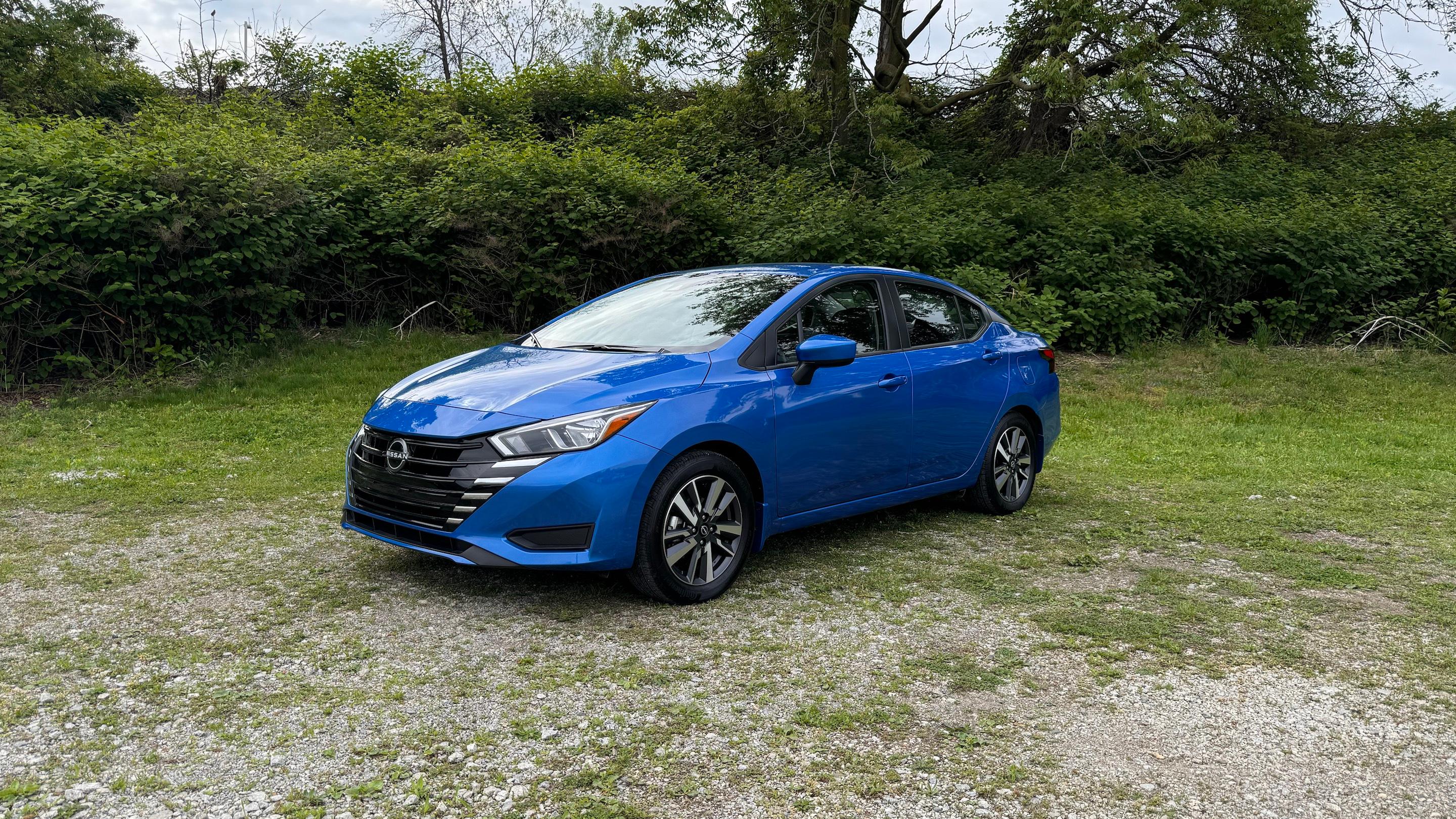 Nissan Versa 2023 in Cleveland, OH