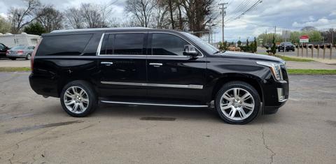 Cadillac Escalade ESV 2017