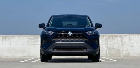 Toyota RAV4 2025